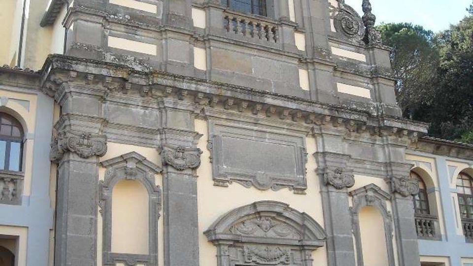 700-0d6df1d675cfe2a01fd662bd6c5d7410jpg