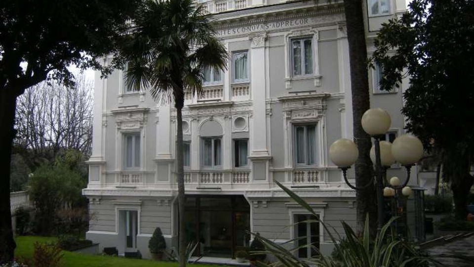 296-455bc48a91a4c80389fc40157ea3492djpg