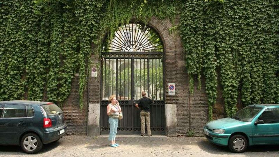 1127-b9c5546d52ba59f4b8c8c4cac038f44djpg