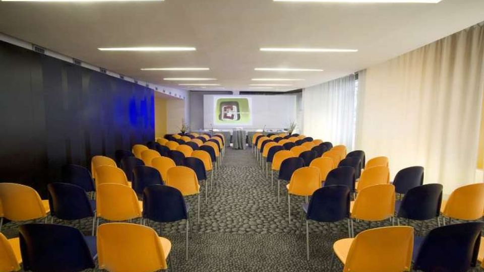 618-4b78aa0df6fbf24616f89790af2a225ejpg