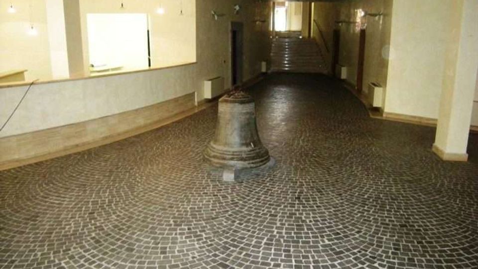 455-cec9187022199836fe7c09faca4fabadjpg