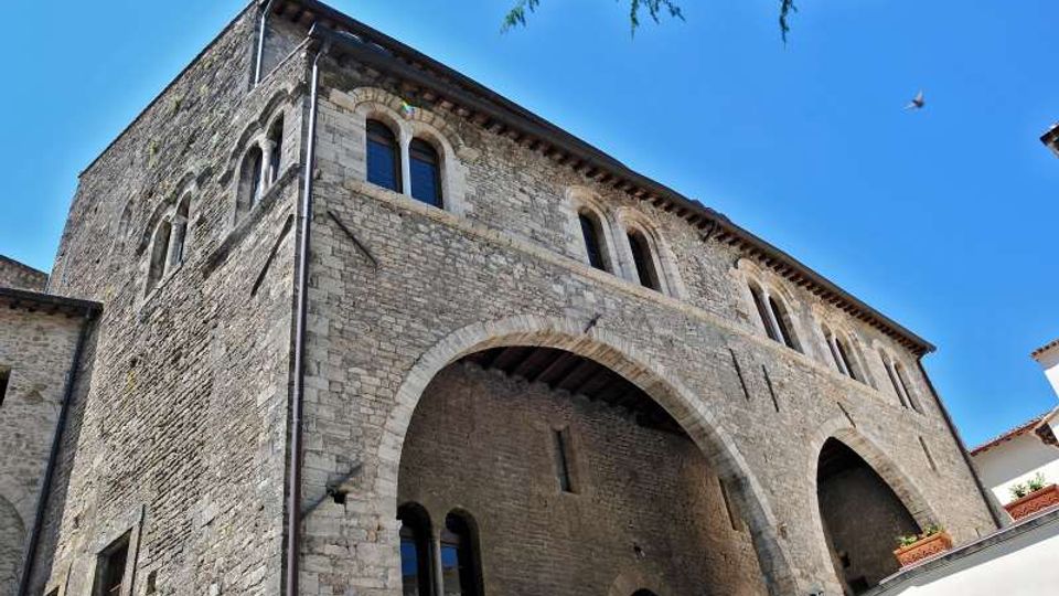 54058-photo-01-prospetto-nord-palazzobonifacio-min-jpgjpg