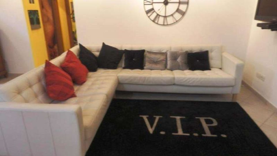 1189-db9692bded70f8f5a12d91d649572e5bjpg