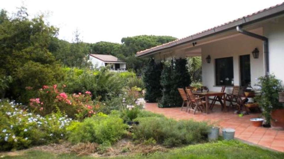 588-5b2803cb734d74abfee3a79802228562jpg