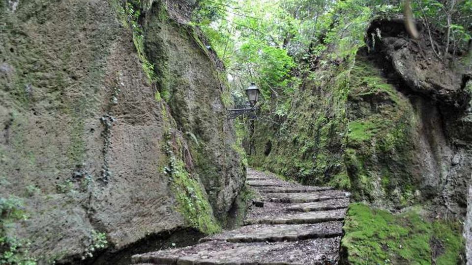 51808-photo-barbarano-romano-vt-00-tagliata-di-pisciarello-foto-di-g-garofoli-04-2014-jpgjpg