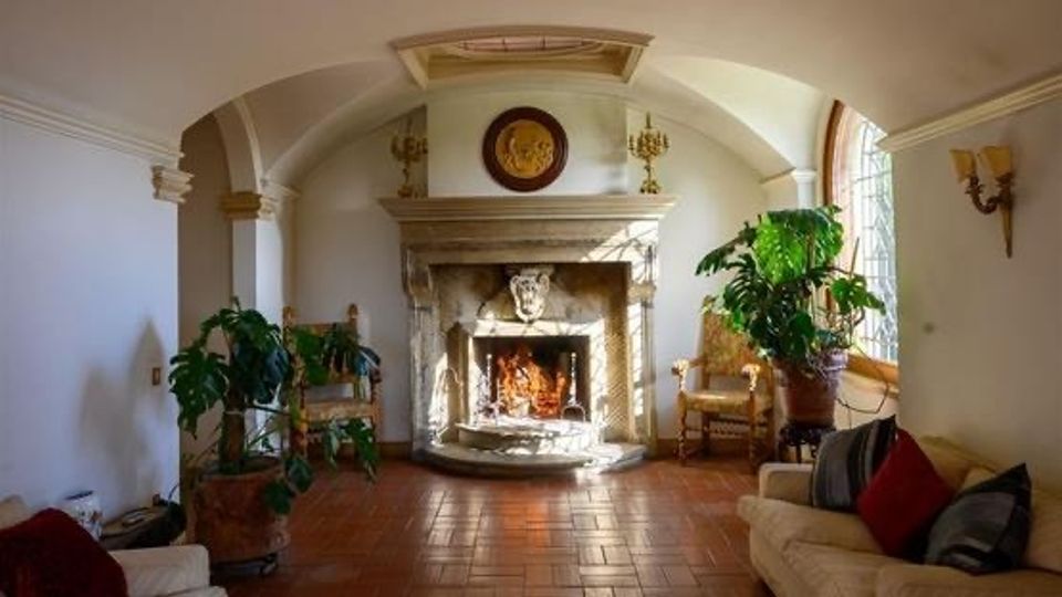 50082898-44a7-4ffb-84c0-7bcb4dff36bdjpeg_rvt