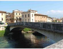 907-e0011b9dc50a64763ca276e989ba251djpg