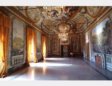 175-49f213de7c83799055f95fb5eb1d0e5ajpg