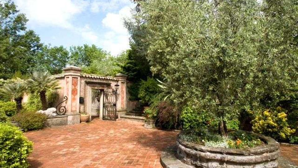 347-a1f50f7b572038adaaafb54f889a8017jpg