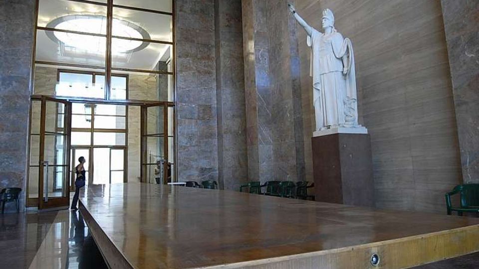 535-220b7ca5cace93f8e98fce3c078eac45jpg