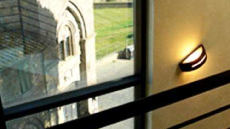 455-a976e633e74b4d68978d7b6b085f00d9jpg