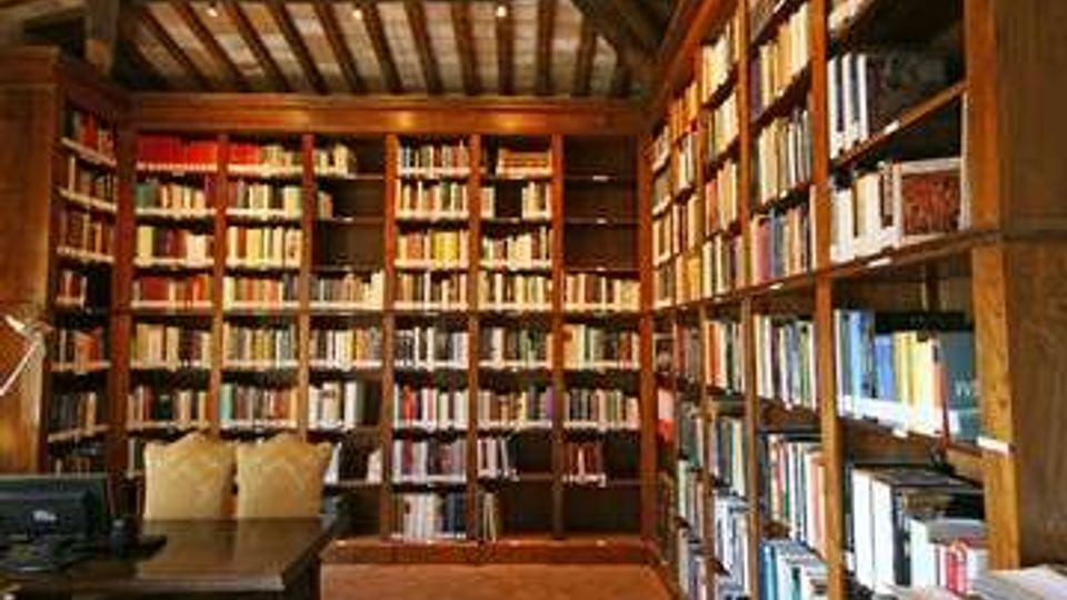 541-0eae3f53ff5ae77be8f1d1877d41921djpg