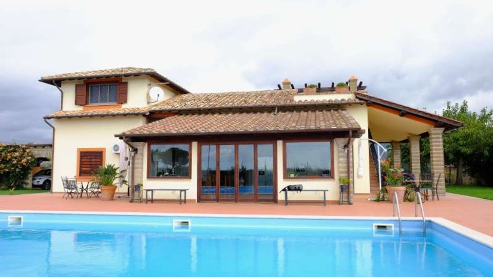 undefined-cvwcaoiejpg