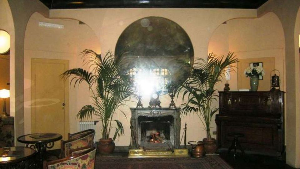 367-25cdf06298663a735fabc786d294a9cejpg