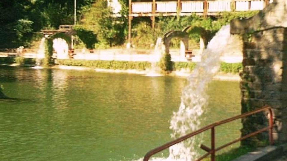 525-1b73f50cfedfcbd48943654d96772b1djpg