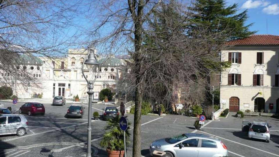 805-e157fee3e637270738c62f5d8ebefe04jpg