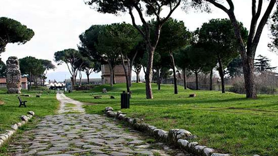 51761-photo-tombe-via-latina-1-jpgjpg