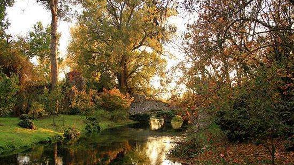 52213-photo-giardini-di-ninfa-jpgjpg