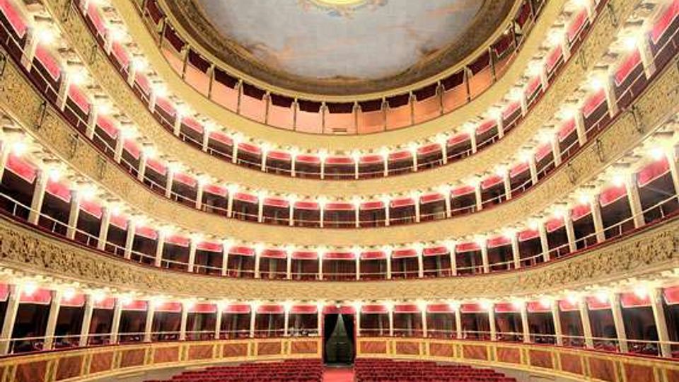 50740-photo-teatro-valle-jpgjpg