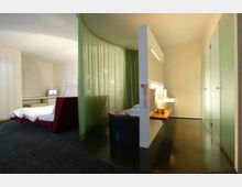 618-4c005b520c9e5d2da1ffd3d299fa256djpg