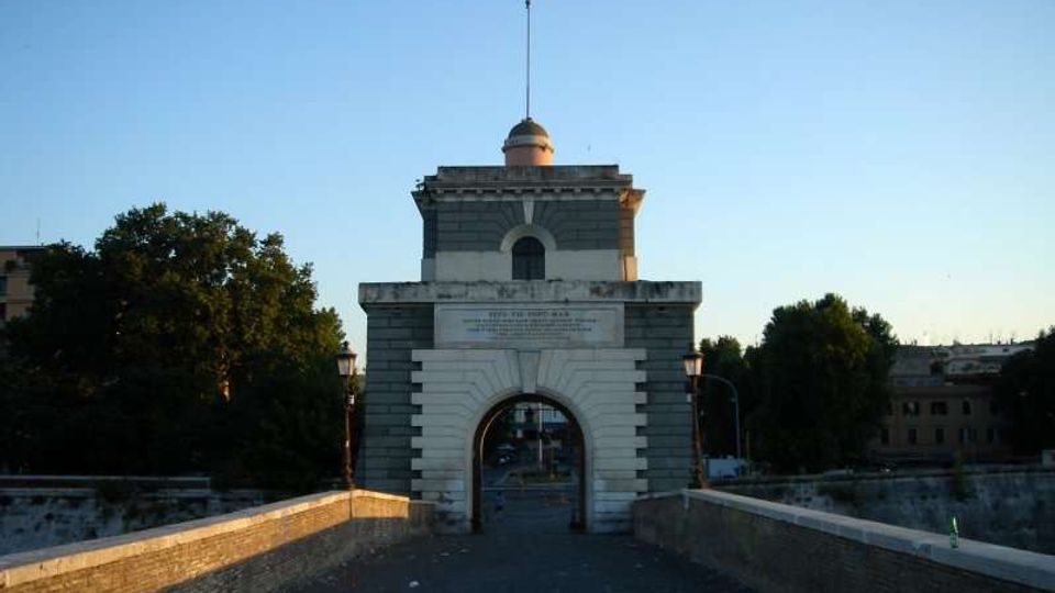 1102-b723353f9b0c39d9e042e4b3511053eajpg