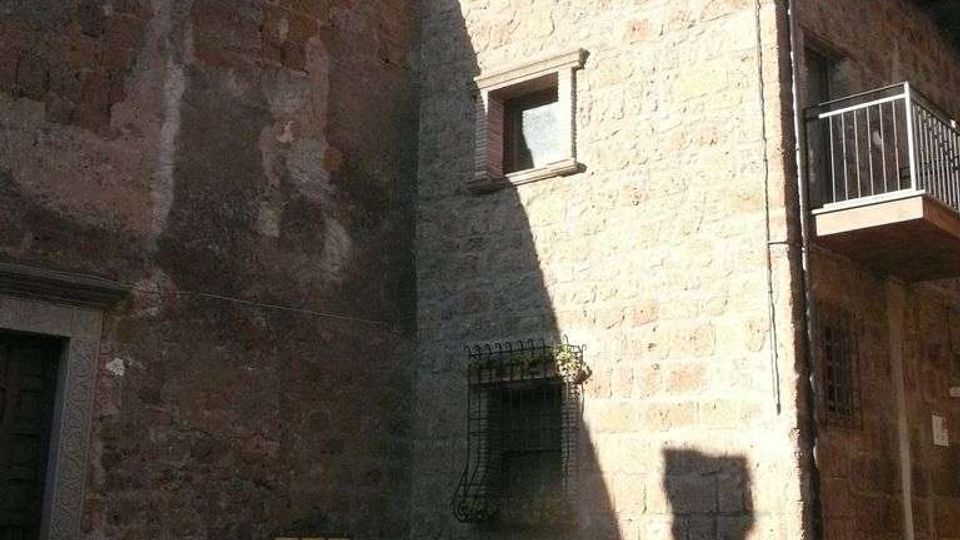 743-e821952edf9b9e0de24a46f7e9de4e75jpg