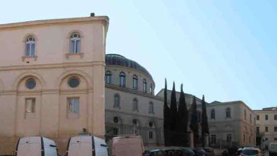 908-aade768a1515efd8705a423cbe92d399jpg