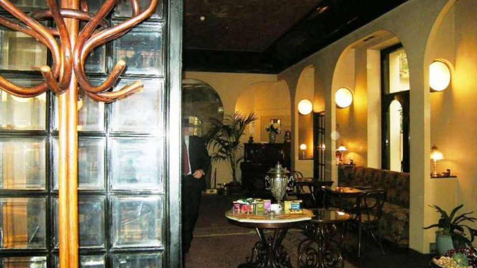 367-62a4fdd9e6bff030150f39e602a2c3efjpg