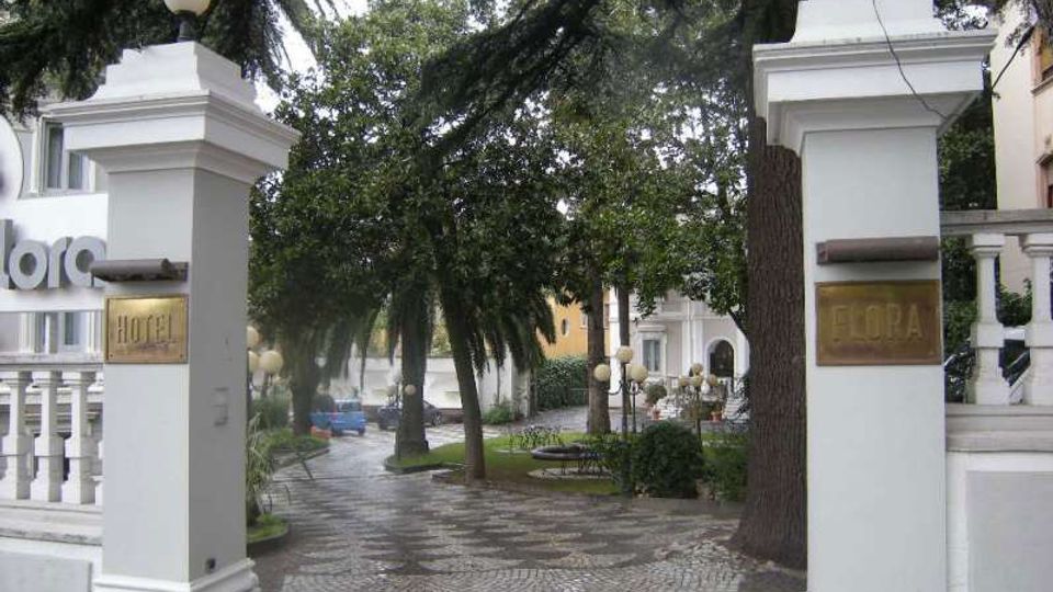 296-e735887082416ffcca3f0b3ebcdc9d27jpg