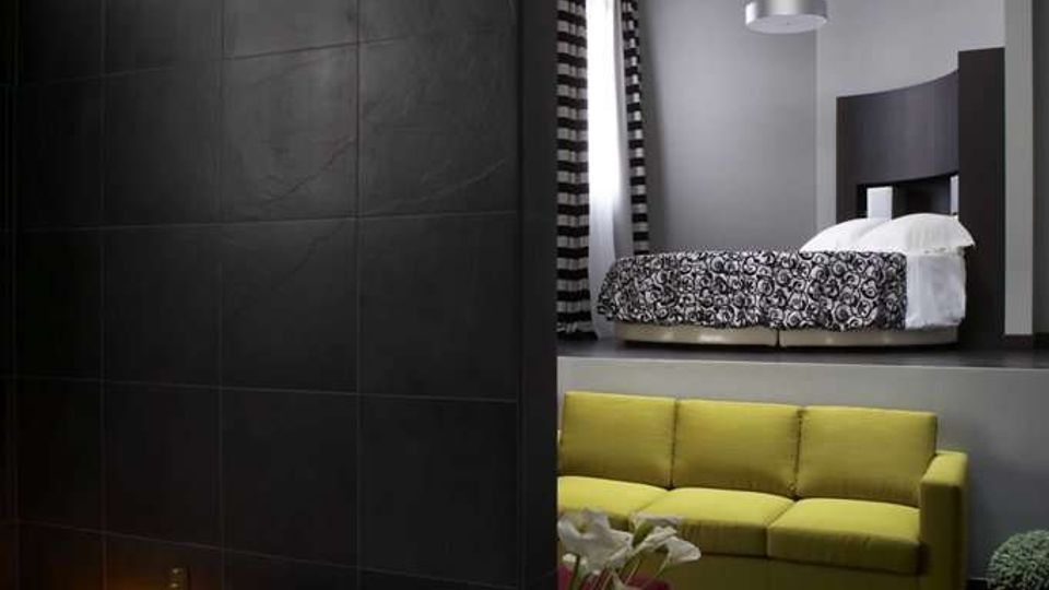 589-099fd3eedcfa78d5bfe7f3cf6979d884jpg