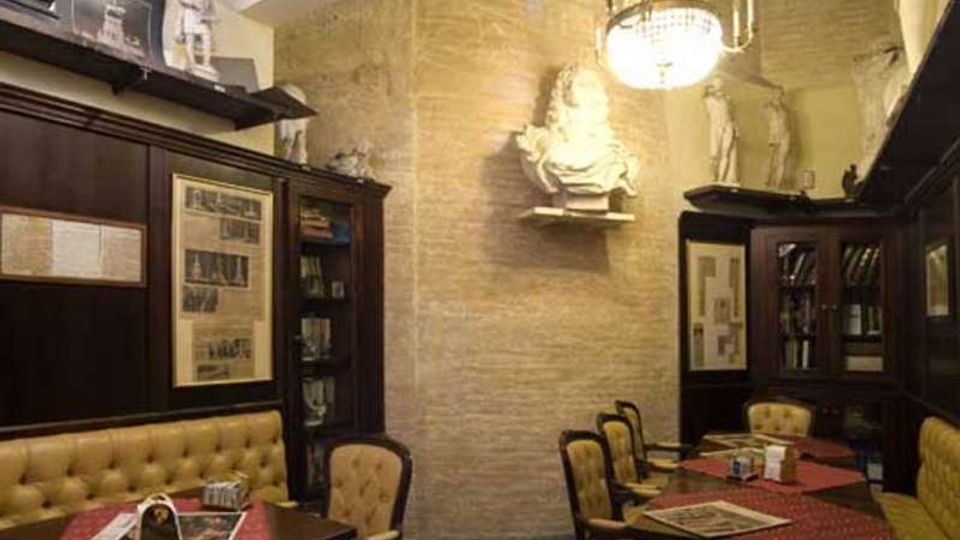 376-b6b51530845d0ed93cb41875a67729f9jpg