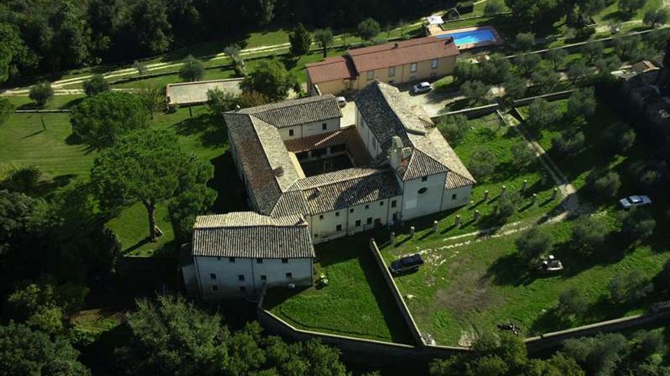 219-623fc9db3bf60f60362d6c6f3235b63djpg