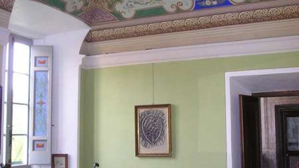 22-974ba95adcba164546a2219574eea94ejpg