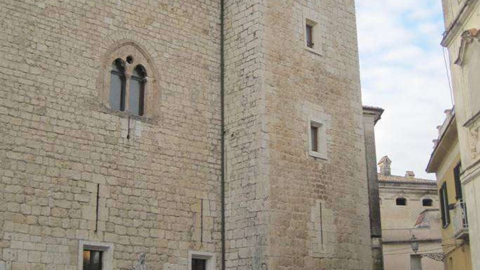 1194-4e1456b03e64f7c18219448596513a69jpg