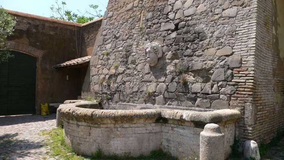 541-e86fa38bf587a5ee3b3f847750bd1982jpg