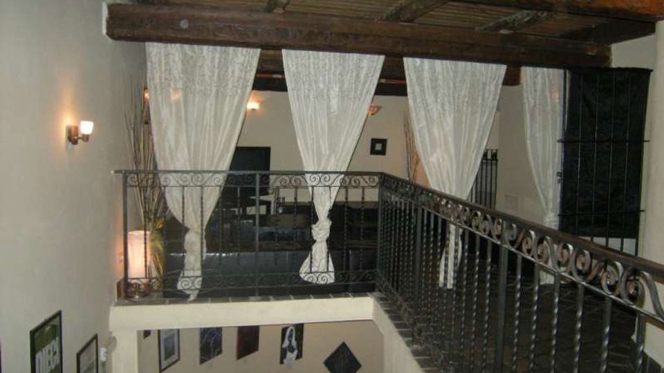 297-2f43f67f976f45fca46b8d7815a39e58jpg