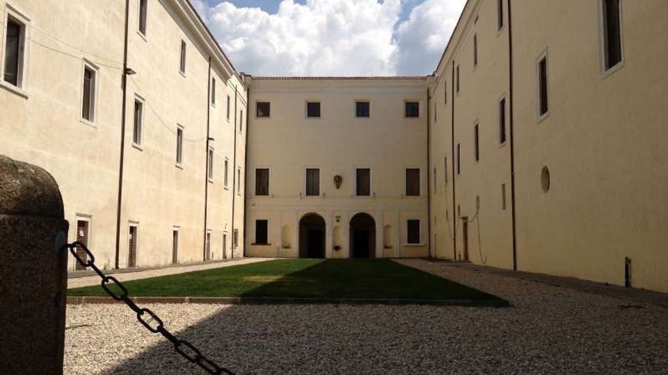 56653-photo-e19bb326-fe7f-4242-8af0-4ba1aa64b1ff-jpgjpg