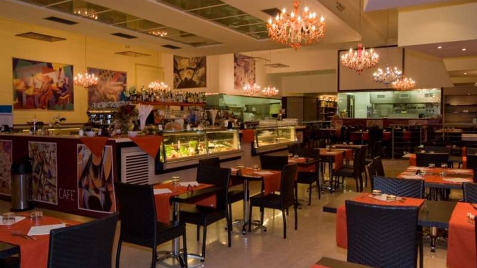 273-9302b0056dc69d209121df1c9b35811ajpg