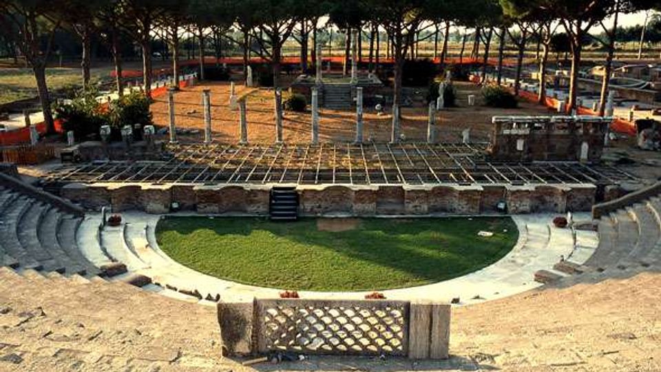 51826-photo-ostia-antica-anfiteatro-romano-072-f-f-q-jpgjpg