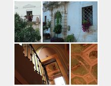 Collage di una dimora storica: esterni con facciata chiara, balcone e portali ad arco, finestre con inferriate e vasi di fiori. Interni con scala e ringhiera in ferro battuto sotto soffitti a volta decorati con affreschi e motivi geometrici.