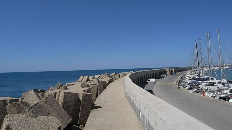 540-4c210aca27eb1a623a61535d9cff07b8jpg