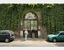 1127-b9c5546d52ba59f4b8c8c4cac038f44djpg