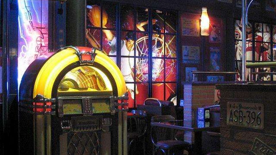 295-fede6998523e577e66e7f03c1429727djpg