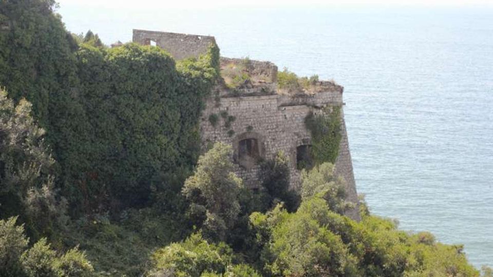 576-3315f08db4d405bf30246341052870dejpg