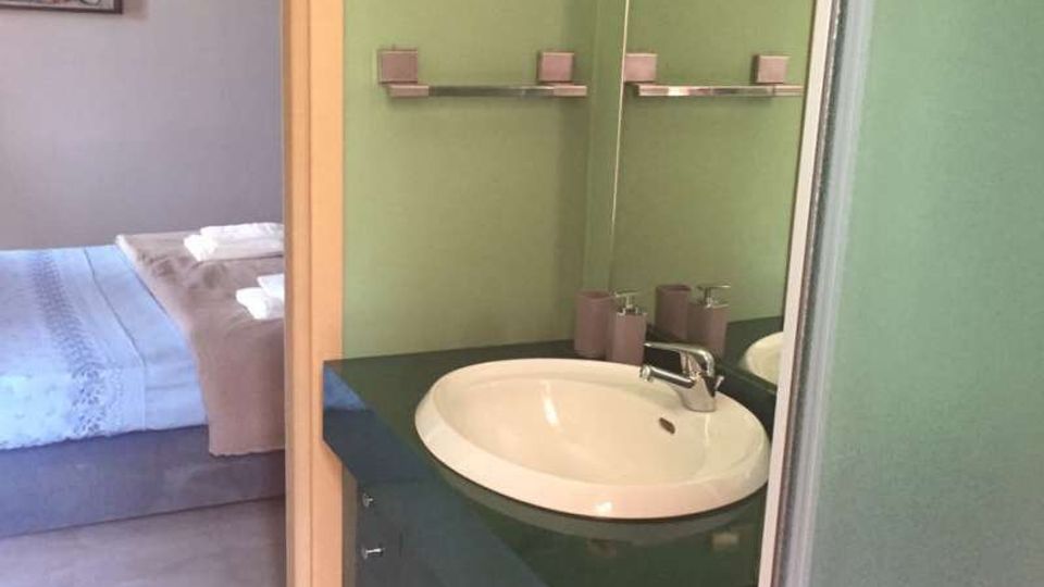 53203-photo-bagno-letto-1-jpgjpg