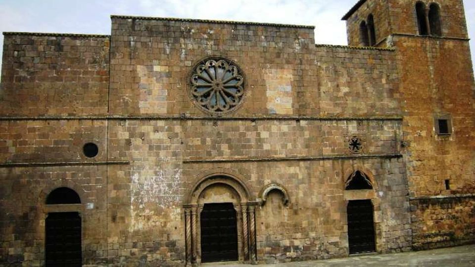 444-e23fe27fd6d9b0a30c15068fe9bc621djpg