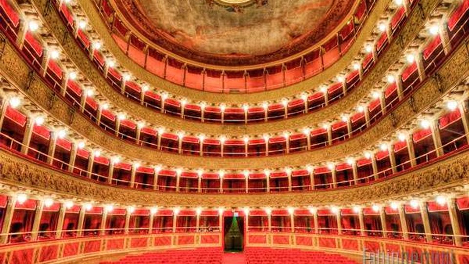 50743-photo-teatrovalle-hdr-3-jpgjpg