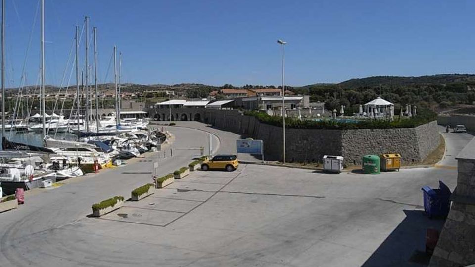 540-3b570b4ae7e71642e5b84633e7debd38jpg