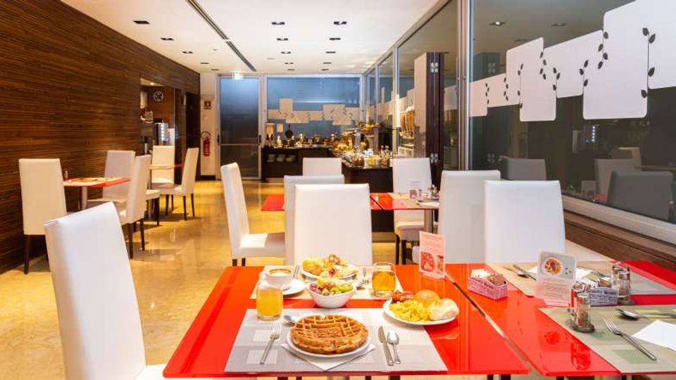 58155-photo-hilton-garden-hd-33-jpgjpg