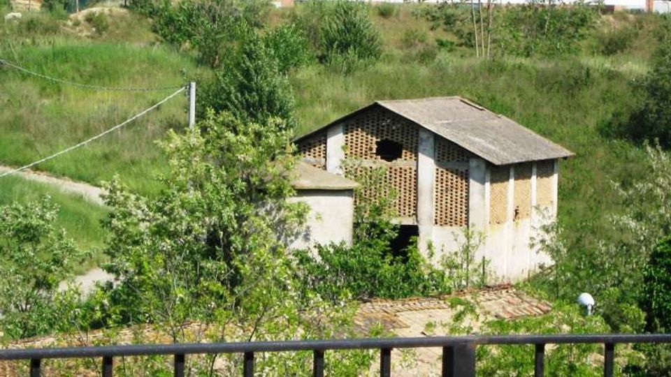 585-d72b9d8cb5104d4f38f3abf2778ed831jpg